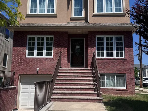 441 Deisius St #1, Staten Island, NY 10312