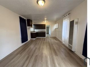 863 W 84th St, Los Angeles, CA 90044