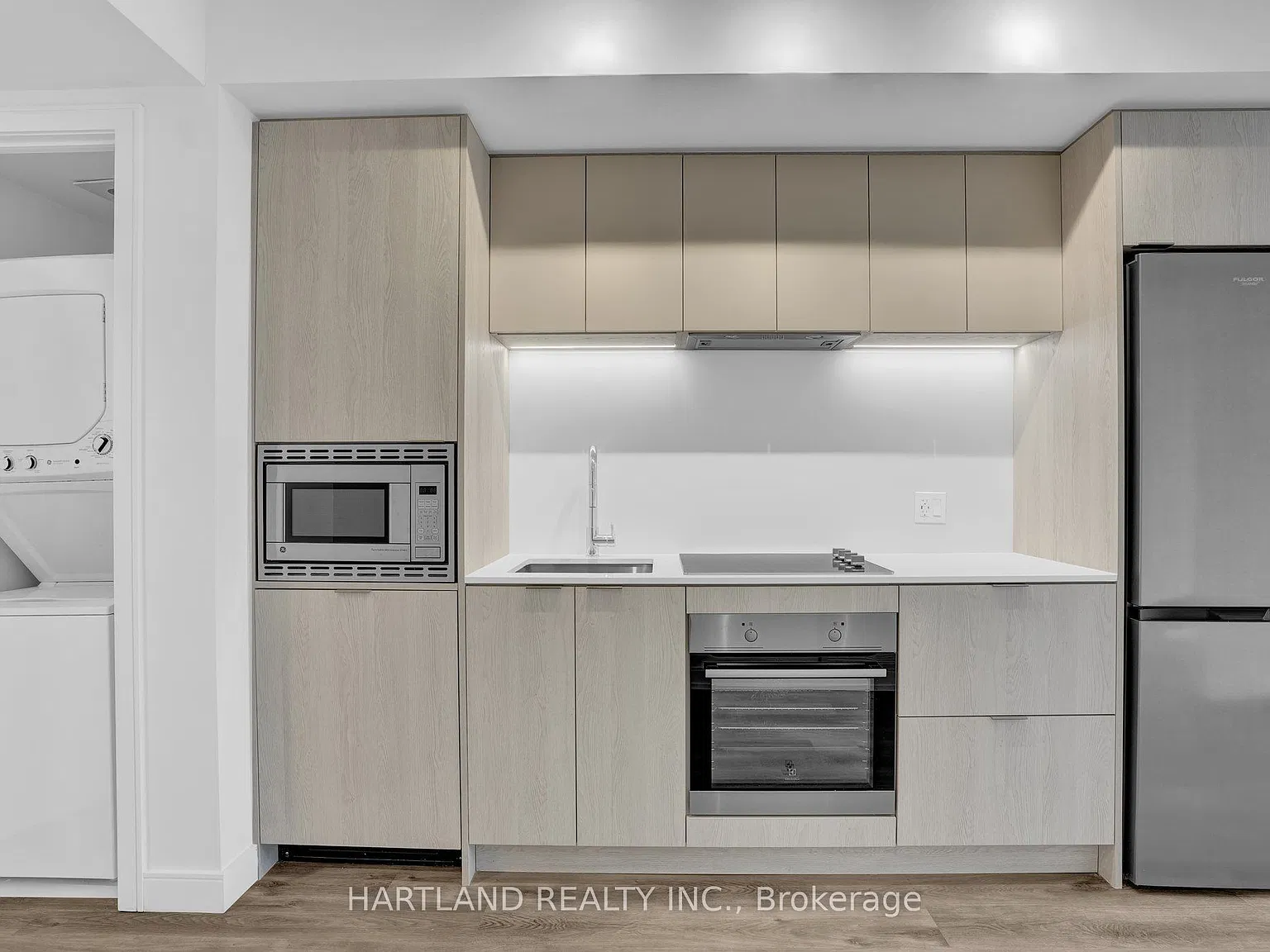 2 bed, $2,000 — Photo 1