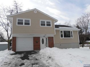 213 Knickerbocker Ave, Hillsdale, NJ 07642