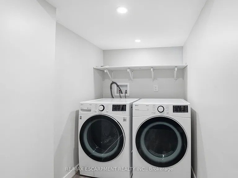 43 Fleming Cres #LOWER LEVEL — Photo 5