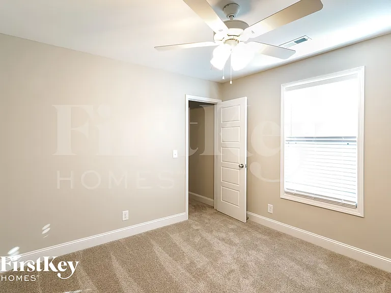 660 Alvin Rd — Photo 12