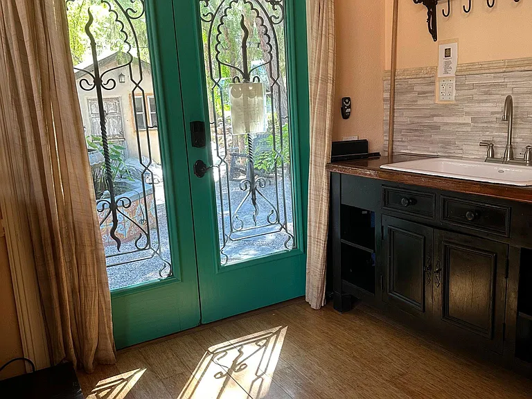 2376 Old Topanga Canyon Rd — Photo 18