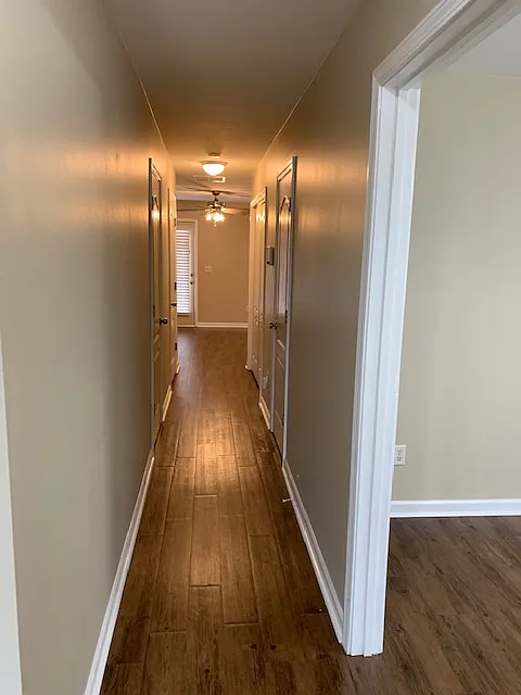 3 bed, 1572 sqft, $1,999 — Photo 2