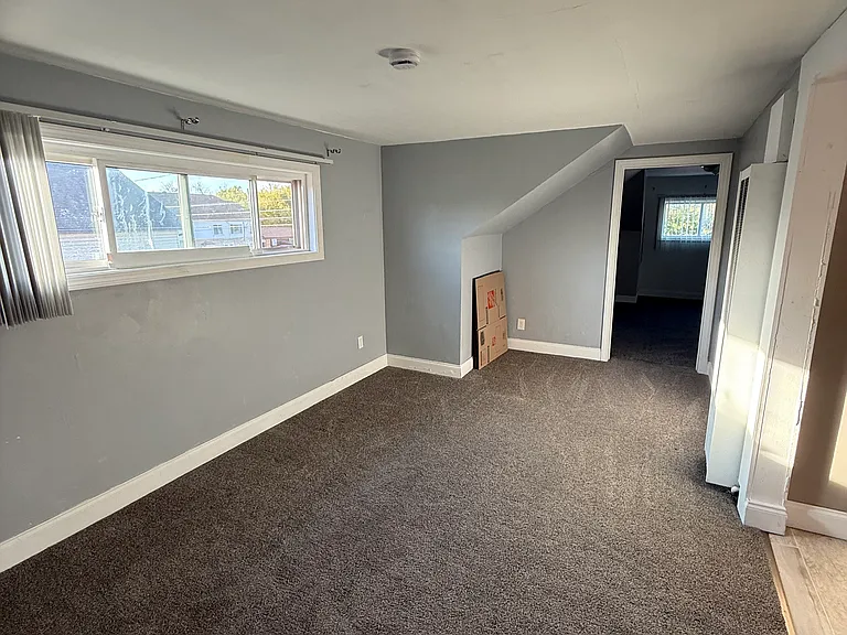51 Laverack Ave #U — Photo 5