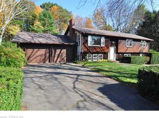 14 Hollow Brook Rd, Windsor, CT 06095