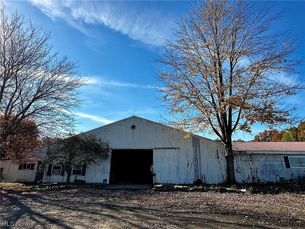 8670 S Salem Warren Rd, Canfield, OH 44406 Zillow