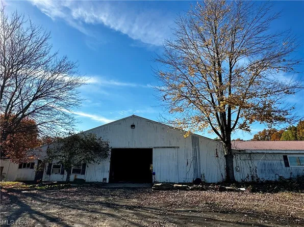 8670 S Salem Warren Rd, Canfield, OH 44406