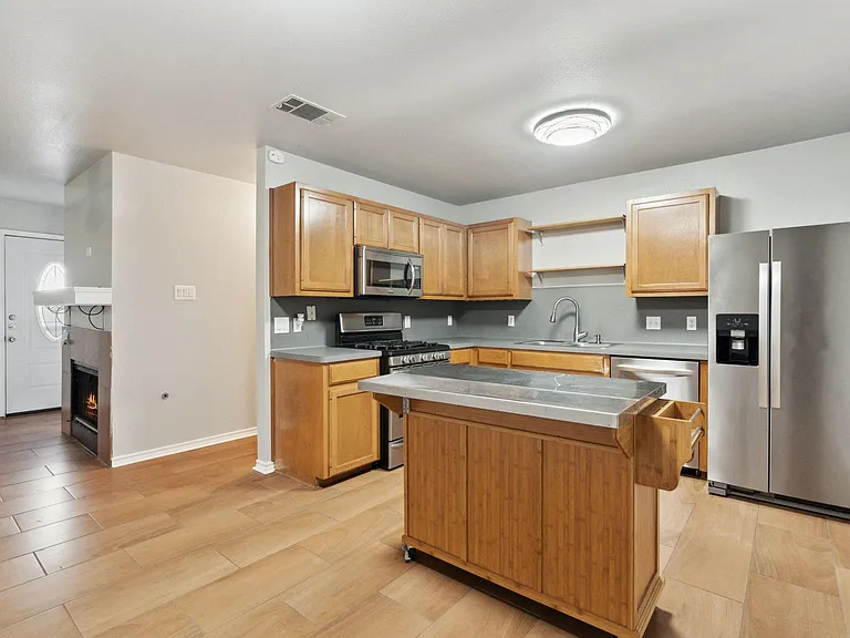 2907 Kestrel Dr — Photo 9