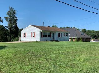 4905 Auburn Rd, Summerfield, NC 27358