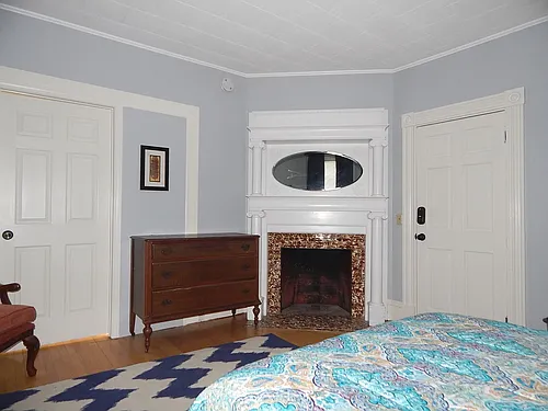 317 State St Photo 1