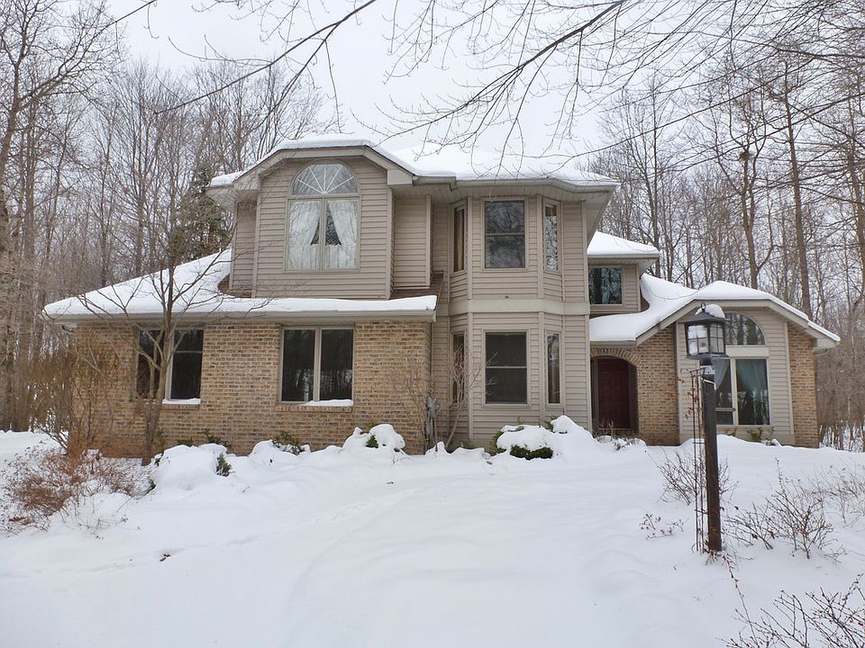 FABULOUS 2 story home sits on 1 acre lot in Woodland Estates. Gorgeous home has been thoroughly upda