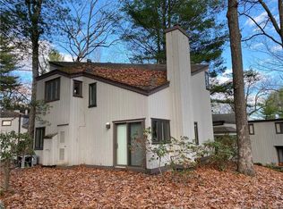 2 Earls Ct #2G, Farmington, CT 06032