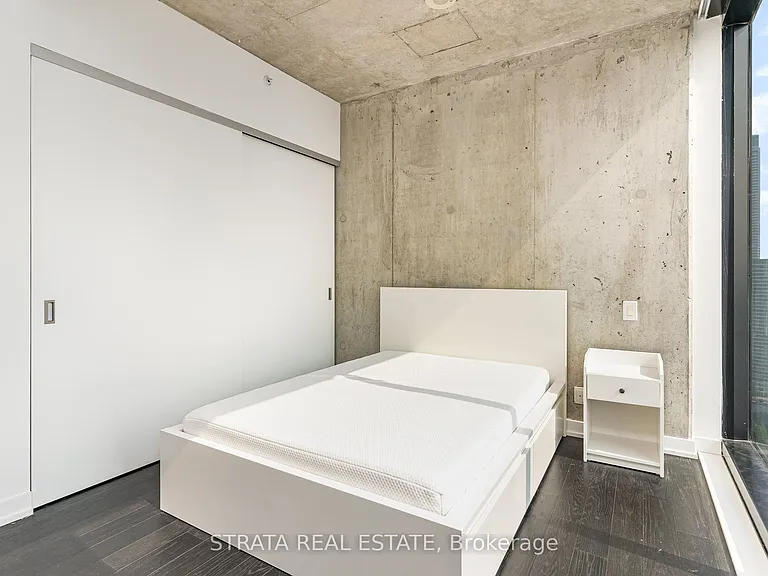 11 Charlotte St #2703 — Photo 9
