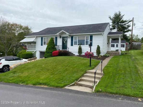 281 Short Hill Dr, Clarks Green, PA 18411