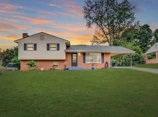 4370 Fontaine Cir, Roanoke, VA 24018