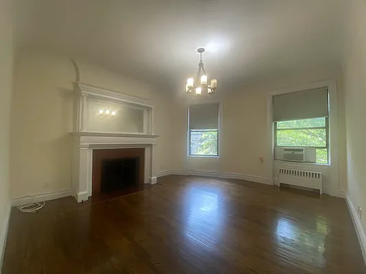 Rented by Compass | media 14