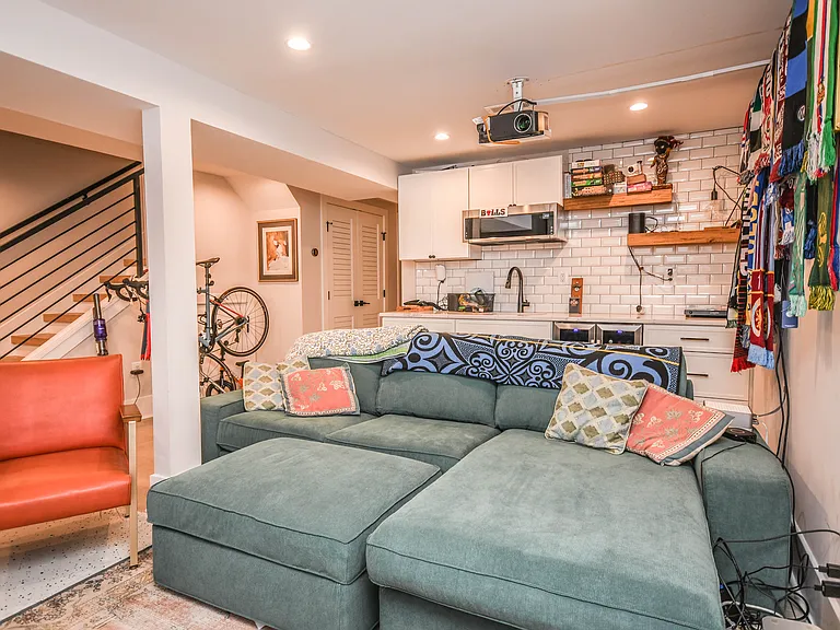 1368 Randolph St NW — Photo 35