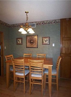 Eat in Kitchen.