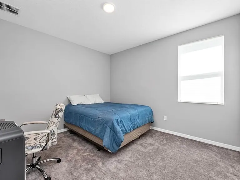 640 Bayern Ln — Photo 18