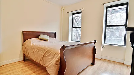 Rented by Park Property Advisors