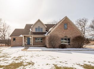 5215 Vaughn Rd, Dexter, MI 48130