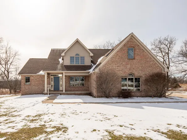 5215 Vaughn Rd, Dexter, MI 48130