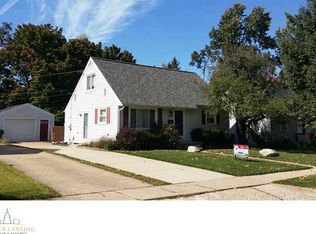 1005 Pendleton Dr, Lansing, MI 48917