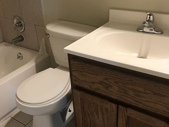 4th image of 5708 Outlook St APT 205