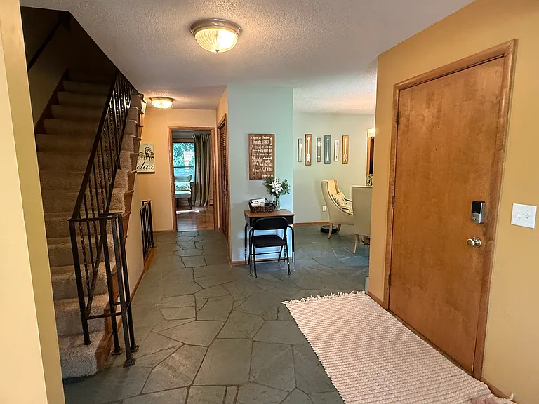 6912 E Fish Lake Rd — Photo 5
