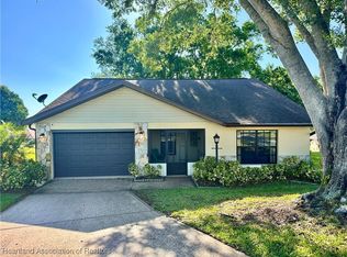 10 Wildwood Way, Lake Placid, FL 33852