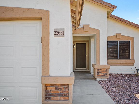3rd image of 22651 W COCOPAH Street