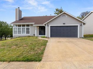 12705 Stubwood Dr, Florissant, MO 63033