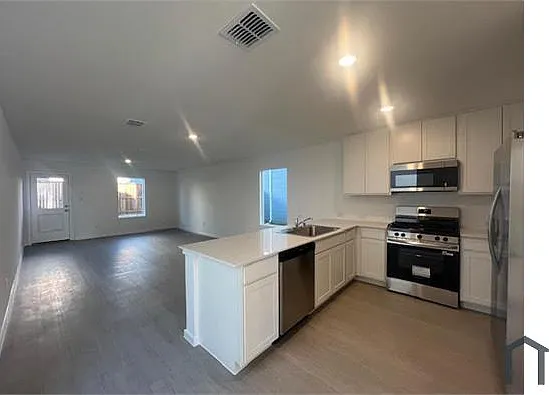 12165 Steeplechase Dr — Photo 4