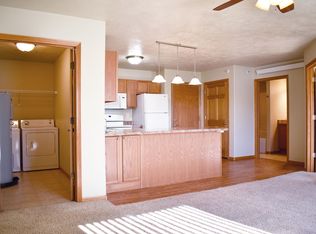 2720 5th St NW #400-207, Minot, ND 58703