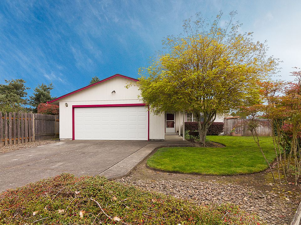 1st image of 2238 NE 8th Ct