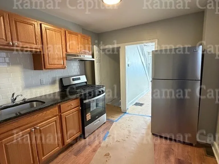 281 Walnut St — Photo 8