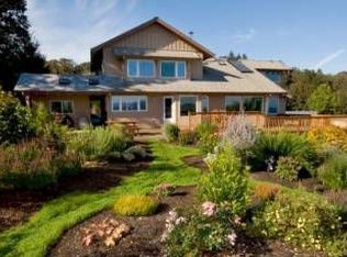 3500 SW Redmond Hill Rd, McMinnville, OR 97128