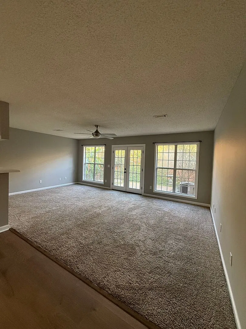 Available NOW- 137 Woodberry Drive — Photo 2
