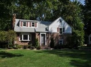 747 Knollwood Ter, Westfield, NJ 07090
