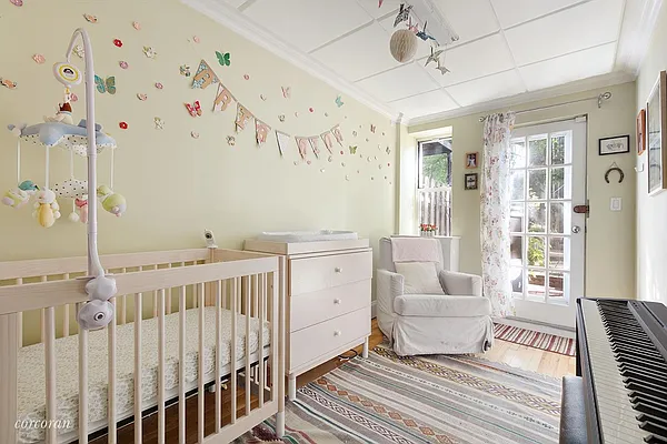 Sold by Corcoran | media 7