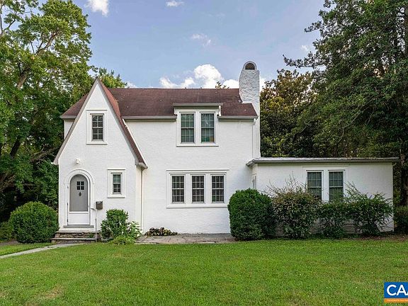 4th image of 2203 Stadium Rd