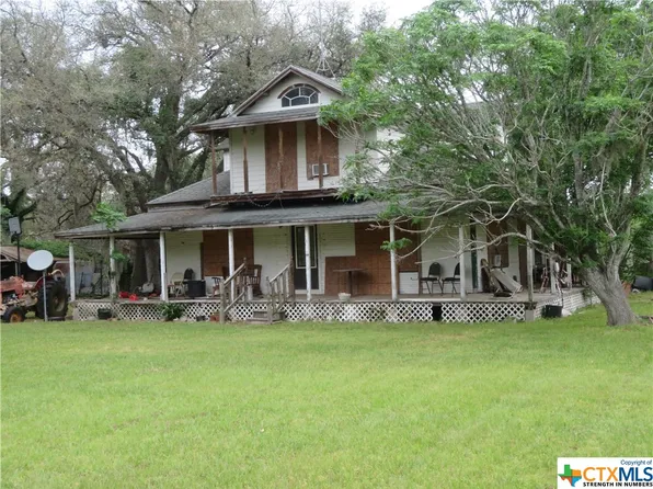 4229 Highway, Edna, TX 77957
