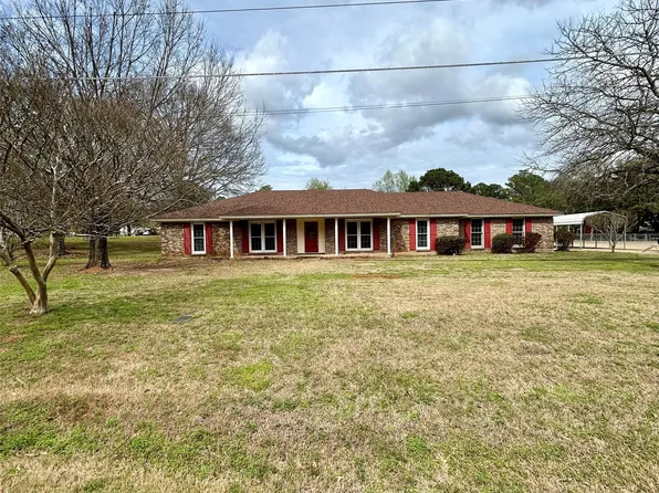 35 New Bingham Dr, Wetumpka, AL 36093