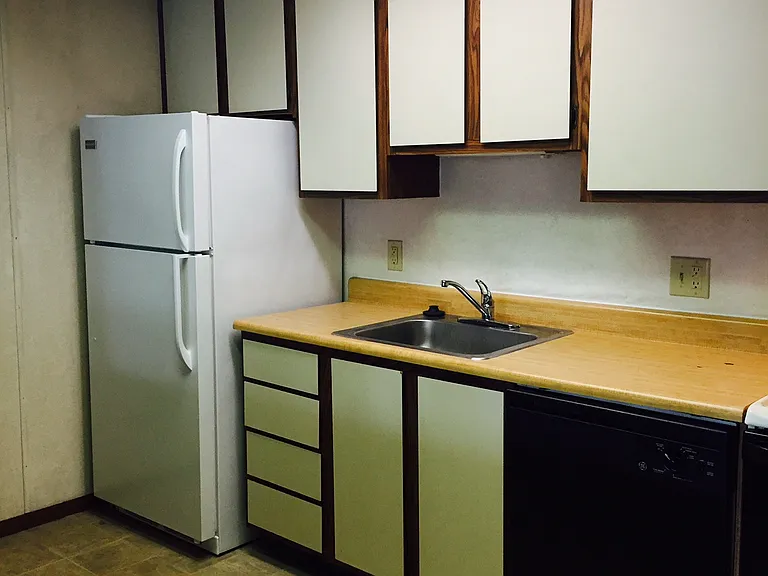 Cedargate Apartments — Photo 4