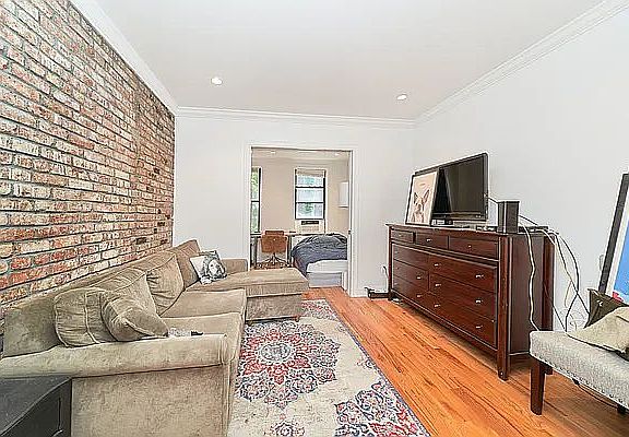 2nd image of 310 E 83rd St APT 4D