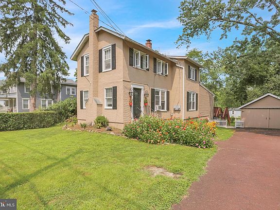 2nd image of 6 Perkiomen Ave