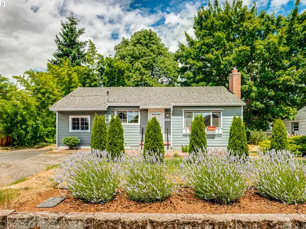 2010 E 13th St, Vancouver, WA 98661