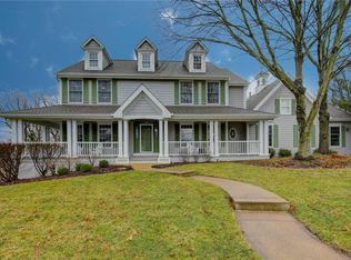 824 Dogwood Meadows Ct, Ballwin, MO 63021