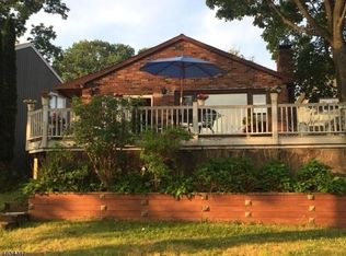 76 W River Styx Rd, Hopatcong, NJ 07843